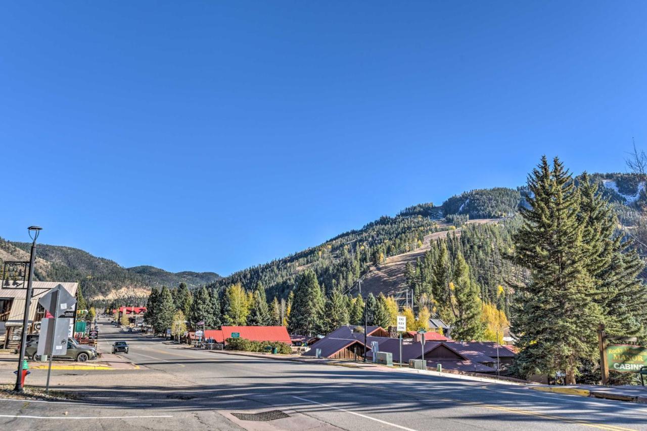 Red River Ski Condo On Main St - Mtn View! Εξωτερικό φωτογραφία