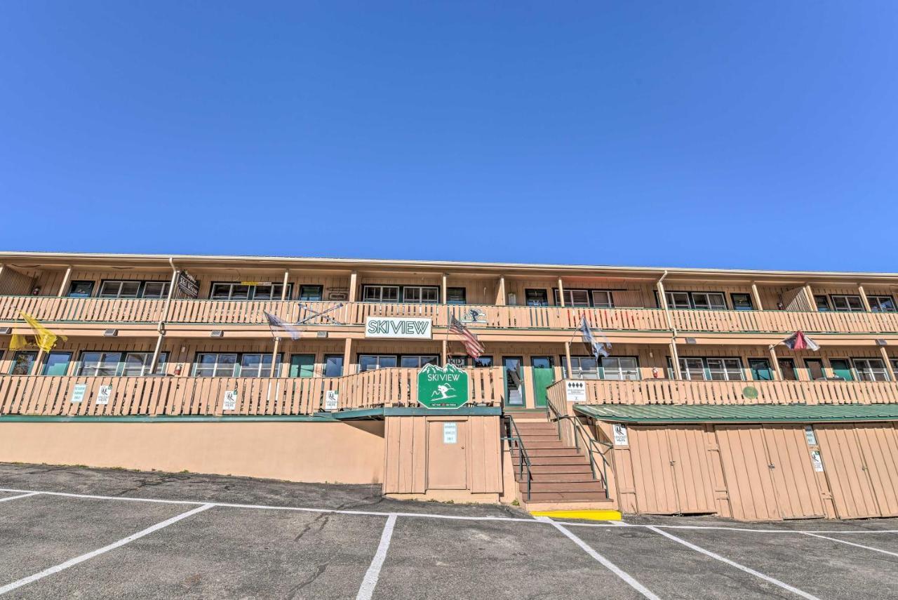 Red River Ski Condo On Main St - Mtn View! Εξωτερικό φωτογραφία