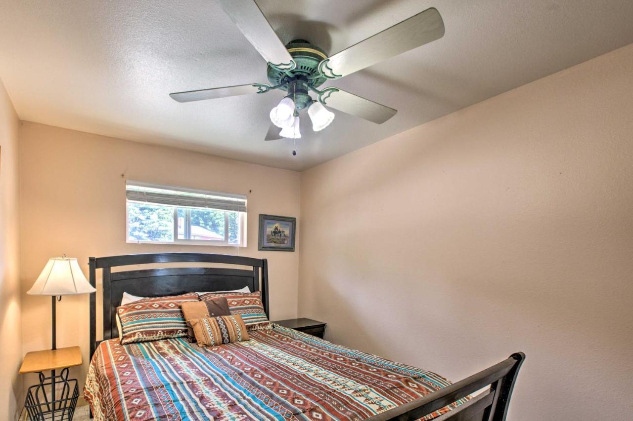 Red River Ski Condo On Main St - Mtn View! Εξωτερικό φωτογραφία