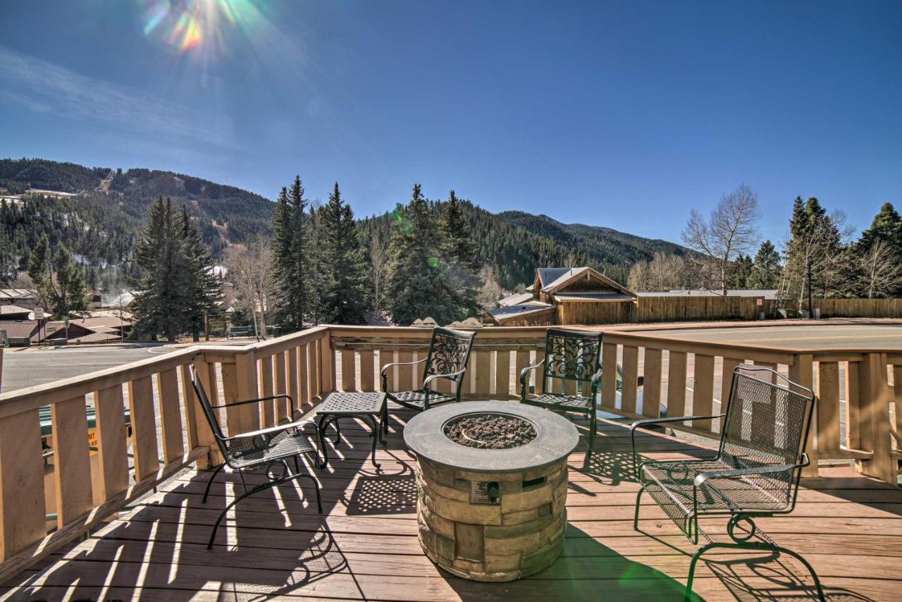 Red River Ski Condo On Main St - Mtn View! Εξωτερικό φωτογραφία